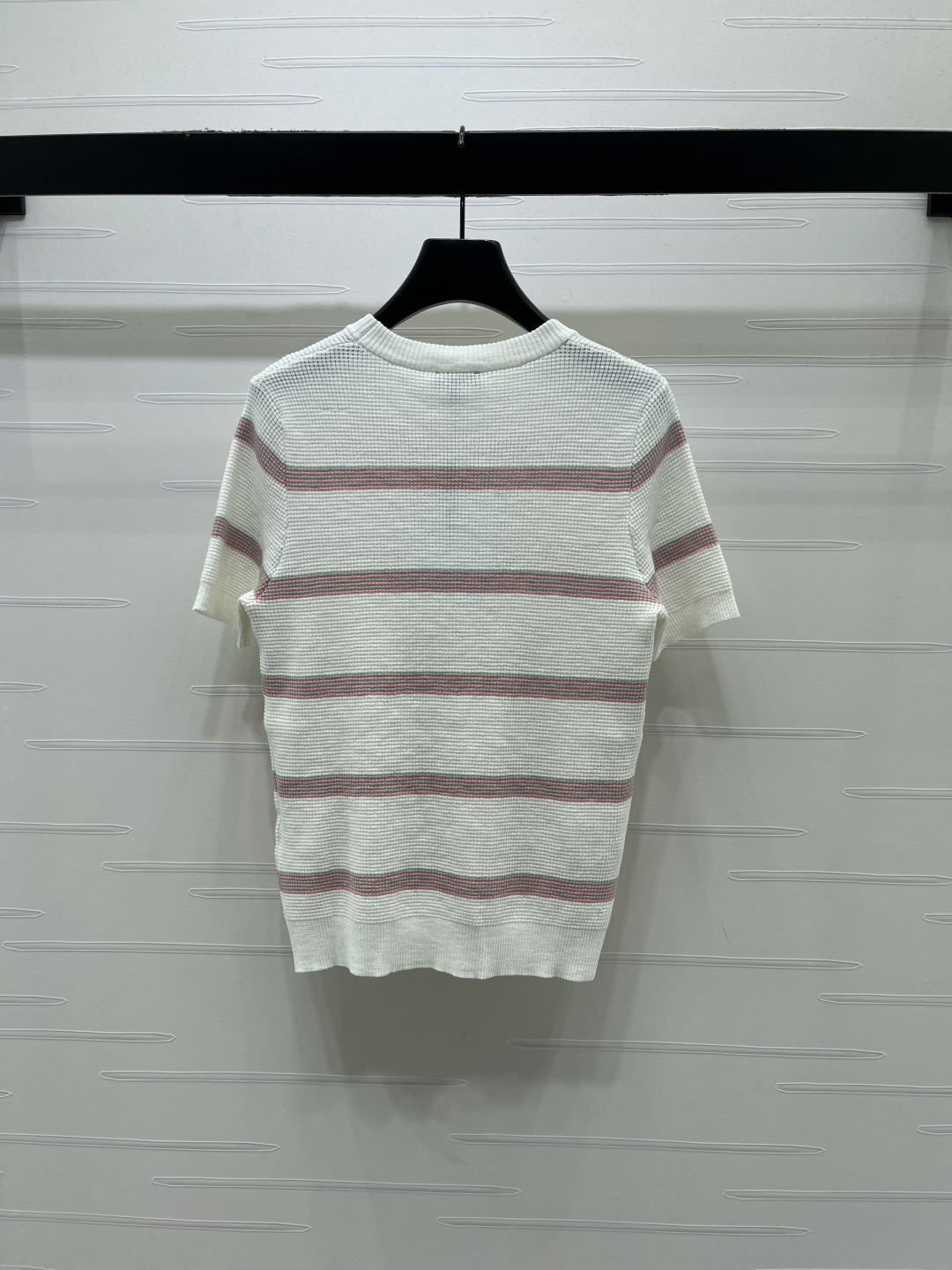 Women's short sleeves